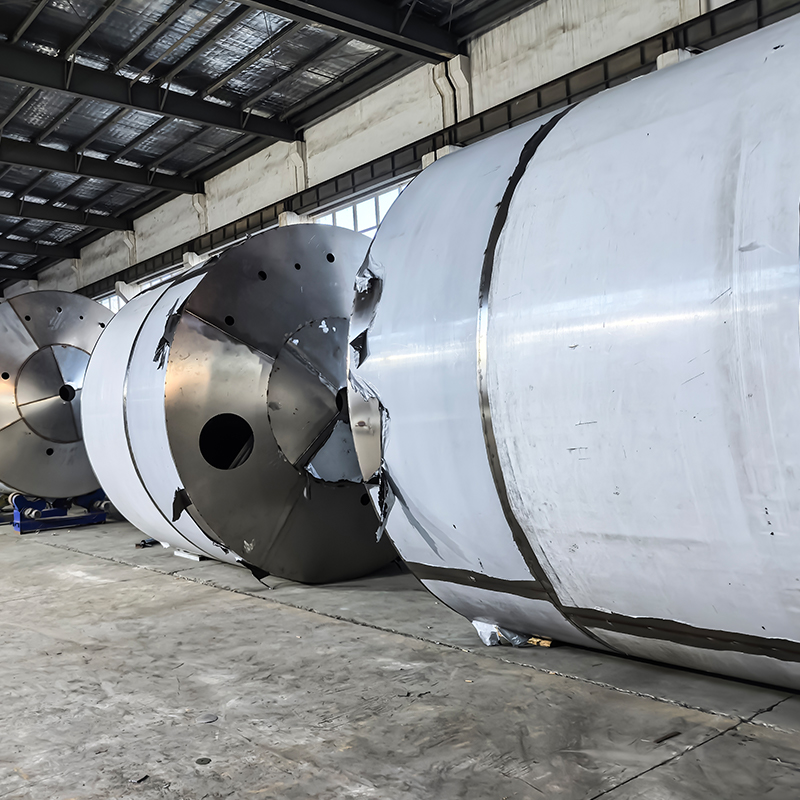 Lagertanks aus Edelstahl