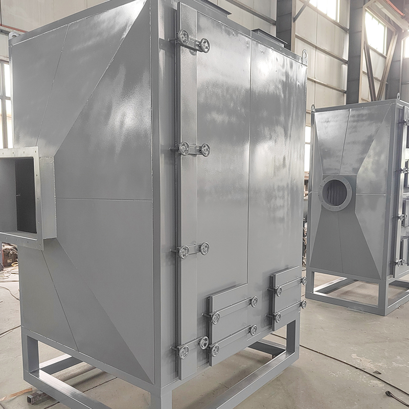 Aktivkohle-Adsorptionsbox aus Kohlenstoffstahl mit Beladung von oben und von der Seite von unten